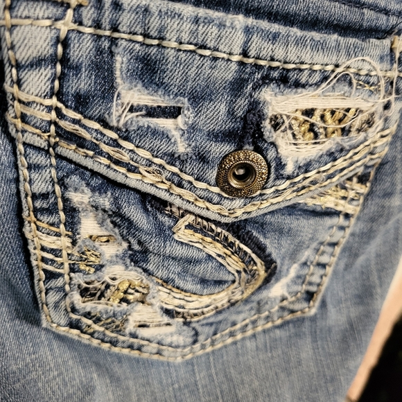 WOMANS SILVER SUKI EMBROIDERED STRAIGHT LEG JEANS SIZE 27 - Picture 8 of 14